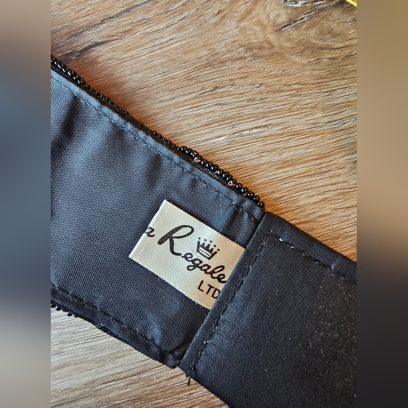 Vintage La Regale hand beaded cummerbund wide waist belt black and gold chevron - Picture 6 of 7